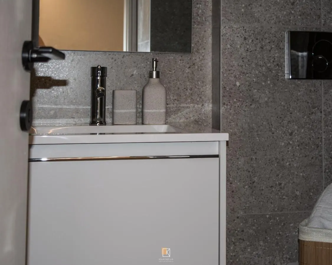 Appartamento Uni Island - Old Town Suites Candia