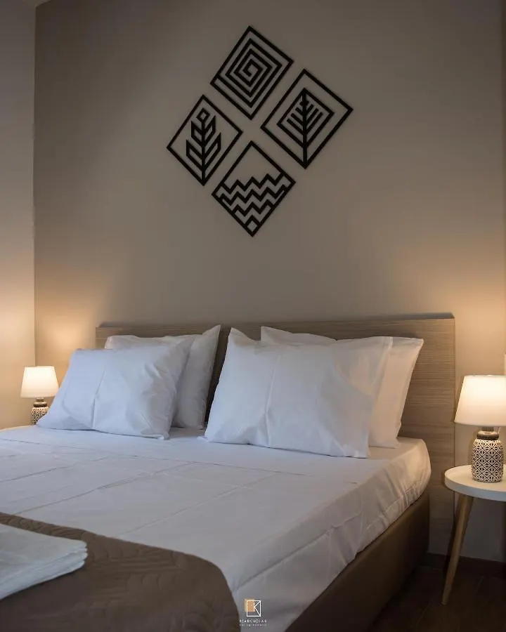 Uni Island - Old Town Suites Candia
